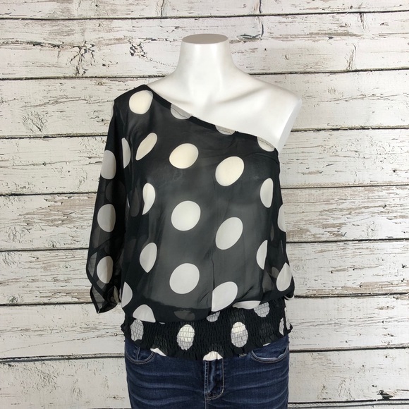 Sans Souci Tops - D4 Sans Souchi Blk/wht polka dot blouse S